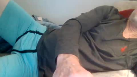 Bigwebone online show from December 8, 4:25 am