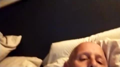 b----1213 online show from September 14, 4:47 am