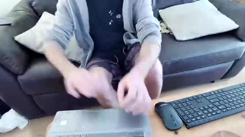 bindmedown online show from May 3, 10:29 am