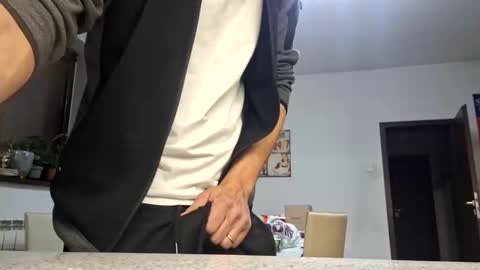 Snapshot of bisexdadd chatting on December 2, 5:02 pm bisexdadd online show from December 2, 5:02 pm