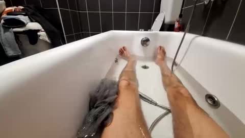 Snapshot of bisexdadd chatting on January 22, 5:28 pm bisexdadd online show from January 22, 5:28 pm