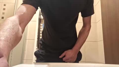 Snapshot of bisexdadd chatting on December 9, 4:51 pm bisexdadd online show from December 9, 4:51 pm