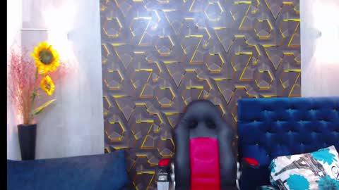 black_king_241 online show from April 9, 6:19 am