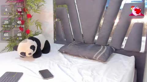 Snapshot of black_rose02 chatting on February 23, 11:39 am B L A C K  R O S E  online show from February 23, 11:39 am