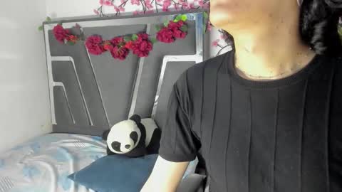 Snapshot of black_rose02 chatting on October 9, 11:37 am B L A C K  R O S E  online show from October 9, 11:37 am