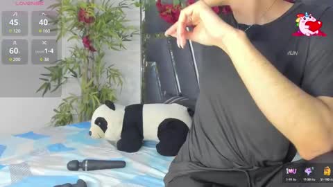 Snapshot of black_rose02 chatting on February 22, 11:35 am B L A C K  R O S E  online show from February 22, 11:35 am