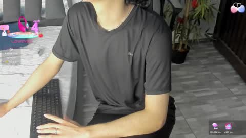 Snapshot of black_rose02 chatting on October 1, 11:36 am B L A C K  R O S E  online show from October 1, 11:36 am