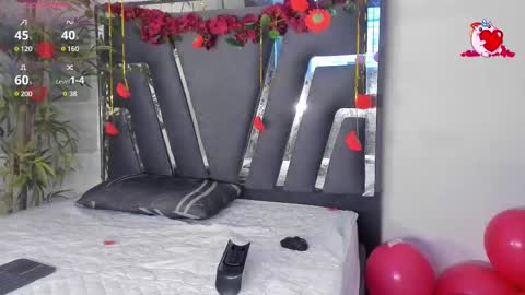 Snapshot of black_rose02 chatting on February 15, 12:01 pm B L A C K  R O S E  online show from February 15, 12:01 pm