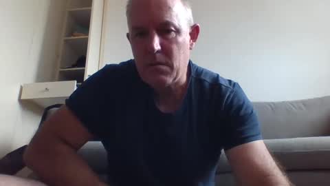 blackdog71 online show from February 20, 5:12 am