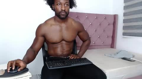 Snapshot of blacknikes chatting on October 15, 1:41 pm Twtter 1MikeBeckford            Onlyfns beckfordmike online show from October 15, 1:41 pm