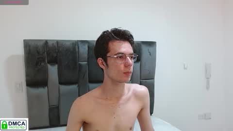 blakeshatter online show from December 2, 12:36 am