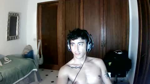 Snapshot of blckfaith chatting on October 4, 1:21 am blckfaith online show from October 4, 1:21 am