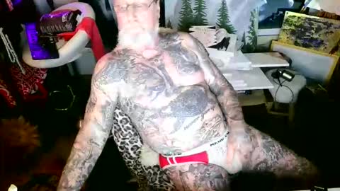 blindsurfer780299 online show from October 13, 5:24 am