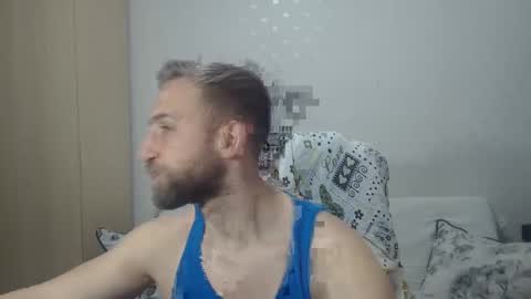 blondmuscleeagle online show from April 23, 9:14 am