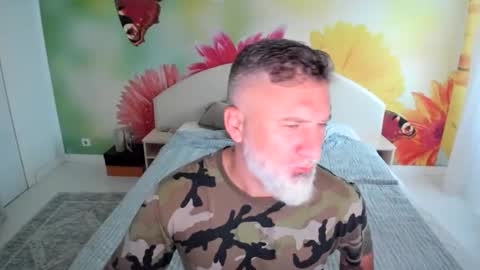 Nico online show from December 4, 2:24 pm