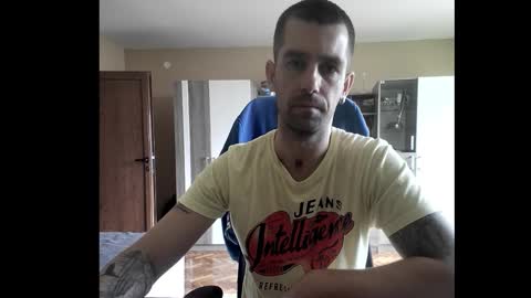 Runaway online show from October 15, 11:18 am