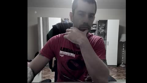 Runaway online show from November 26, 8:56 pm