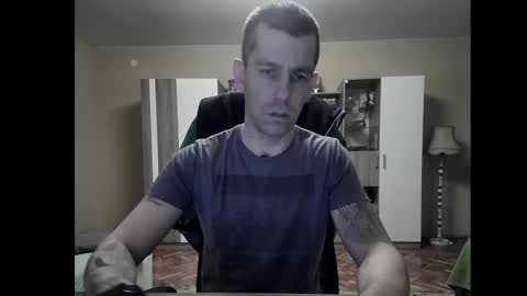 Runaway online show from January 5, 8:00 pm