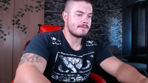 blueeyeboy0 online show from February 2, 7:07 am