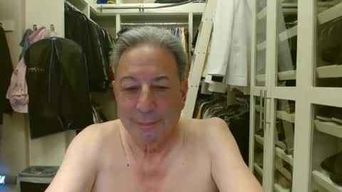 blueisles online show from February 11, 9:03 pm