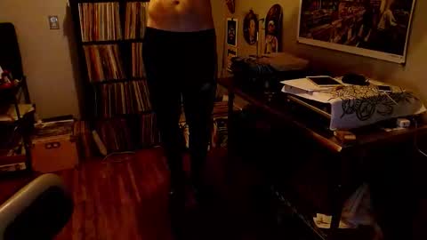 Snapshot of bnczuperzexy chatting on October 23, 2:04 am ZuperZexyZounds online show from October 23, 2:04 am