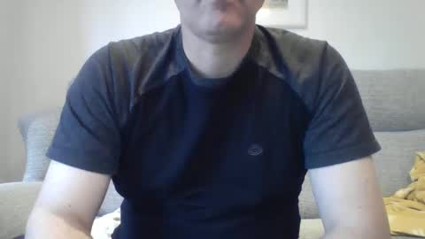 Snapshot of bobby_113 chatting on February 24, 2:48 pm bobby_113 online show from February 24, 2:48 pm