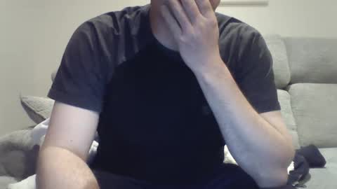 Snapshot of bobby_113 chatting on January 6, 1:31 am bobby_113 online show from January 6, 1:31 am