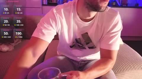 boiteasex online show from May 18, 6:30 am