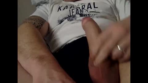 Snapshot of bouncer186 chatting on January 6, 2:58 pm bouncer186 online show from January 6, 2:58 pm