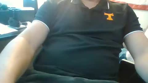 Snapshot of bourbonman144 chatting on October 10, 6:24 pm bourbonman144 online show from October 10, 6:24 pm