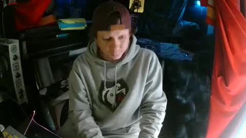 Bowerboi1217 online show from March 14, 5:03 am