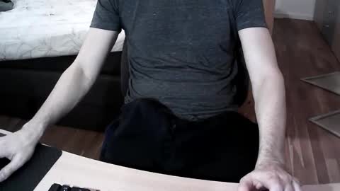 boy21yrs online show from November 8, 6:44 pm