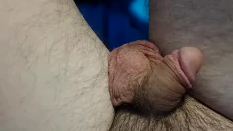 boy703099 online show from May 15, 6:38 pm