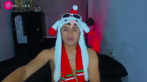 boy_nauthy online show from December 3, 6:57 am