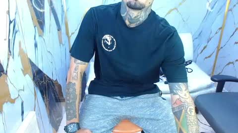 boy_tatto77 online show from July 18, 2:07 am