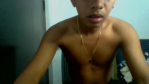 boyax16 online show from December 11, 3:44 pm