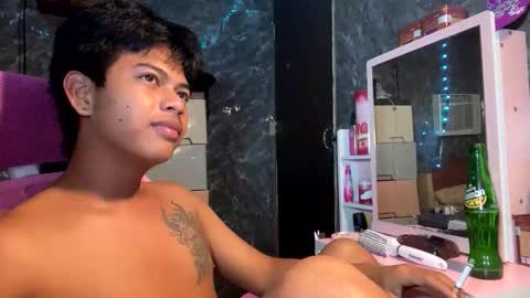 boyax16 online show from November 22, 6:18 pm