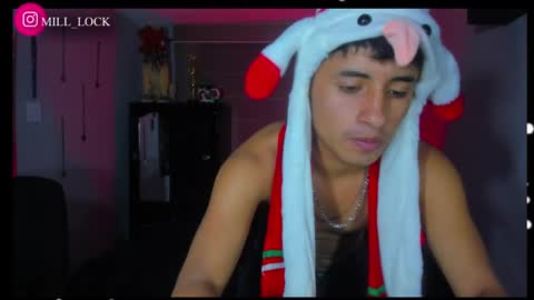 Snapshot of boylatin_777 chatting on December 3, 4:57 am miguel  online show from December 3, 4:57 am