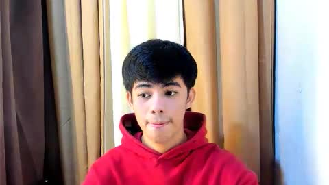 HI IM JAMES DONT FORGET GIVE ME THUMBS UP AND JOIN TO MY FANCLUB online show from February 7, 12:40 am