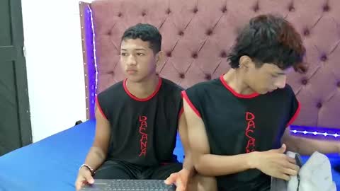 ALEX - TAYLER  -MIKE online show from January 23, 1:35 pm