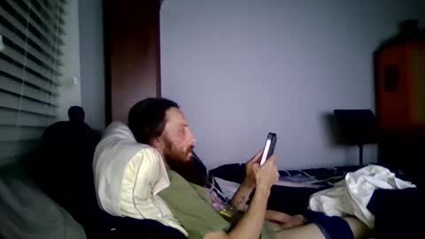 GuitarBrad1989 online show from January 6, 9:35 am