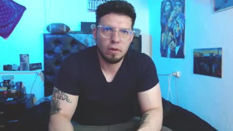 brad hot boy online show from December 17, 3:19 pm