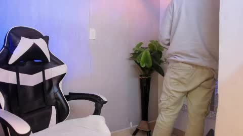 Brand  online show from April 16, 11:43 am