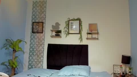 brandom_brook online show from July 10, 4:43 pm