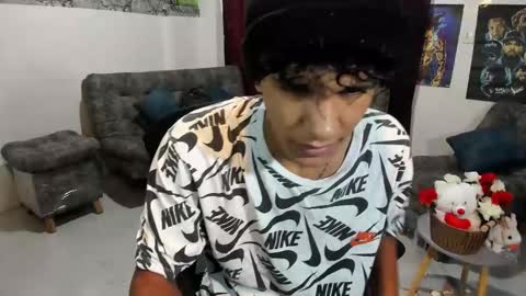 Snapshot of brandonstonexl chatting on March 10, 10:24 pm Brandon Stone online show from March 10, 10:24 pm