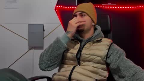 BrandonTateX online show from February 2, 5:17 am