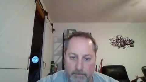 hey online show from February 4, 10:34 pm