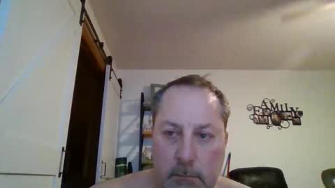 hey online show from February 7, 11:23 am