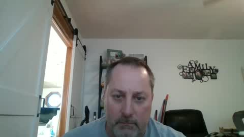 hey online show from March 7, 9:38 pm