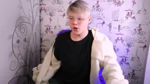 brian_mils online show from February 1, 11:42 am